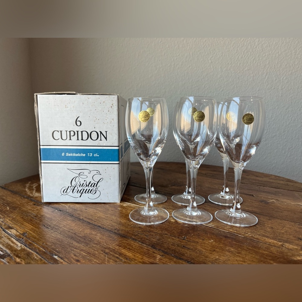 Cristal d’Arques Cupidon Pattern Set of 6 Champagne flutes